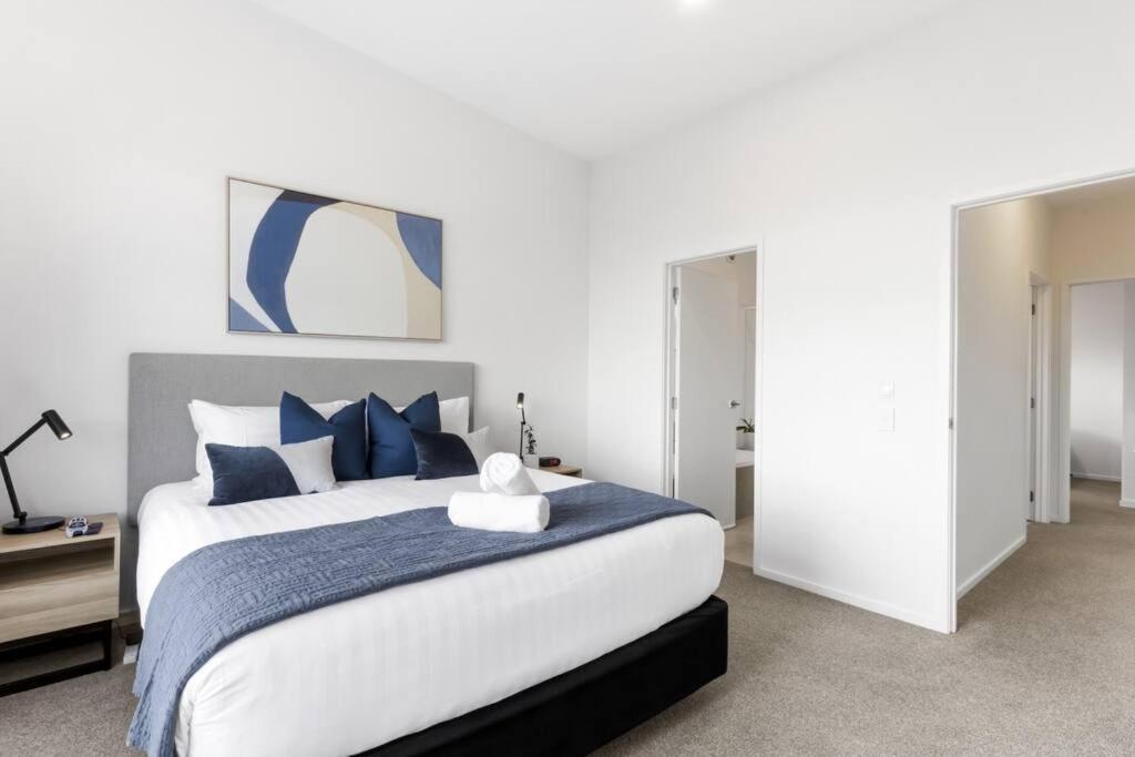 Woodside Weekender - Family Friendly, Walk To Town Holiday home *
