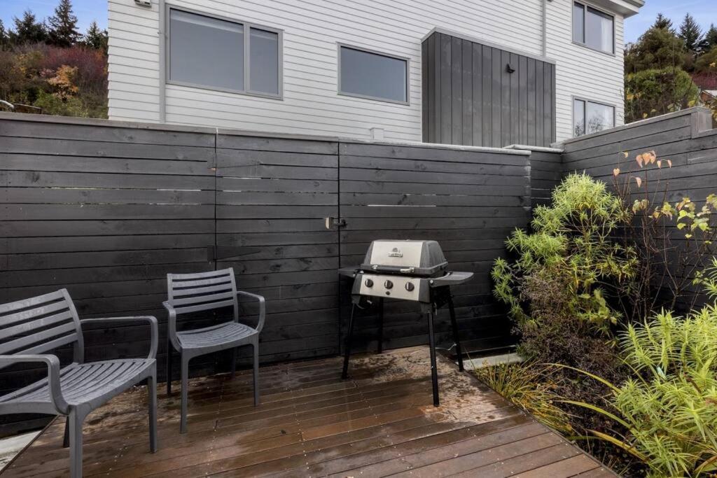 Woodside Weekender - Family Friendly, Walk To Town *
